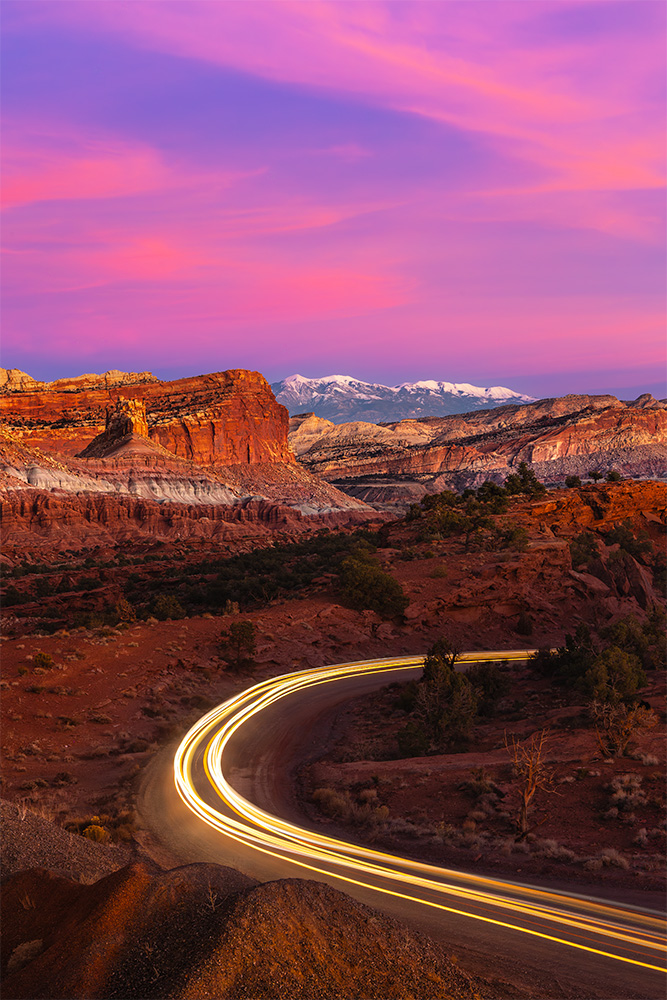I strongly believe that the colors in Utah have a life of their own, not obeying the usual laws of physics. How else could one explain that the cool tones of the blue hour highlight the landscape while making it glow with such intense shades of red?